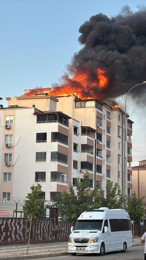 Türkiye'nin yüreği bir kez daha ağzına geldi: Korku dolu anlar kamerada... - Resim: 1