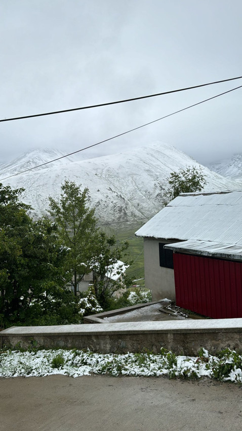 Gören inanamadı: Temmuz'un 4'ünde Rize'nin zirvesinde her yer karlar altında - Resim: 4