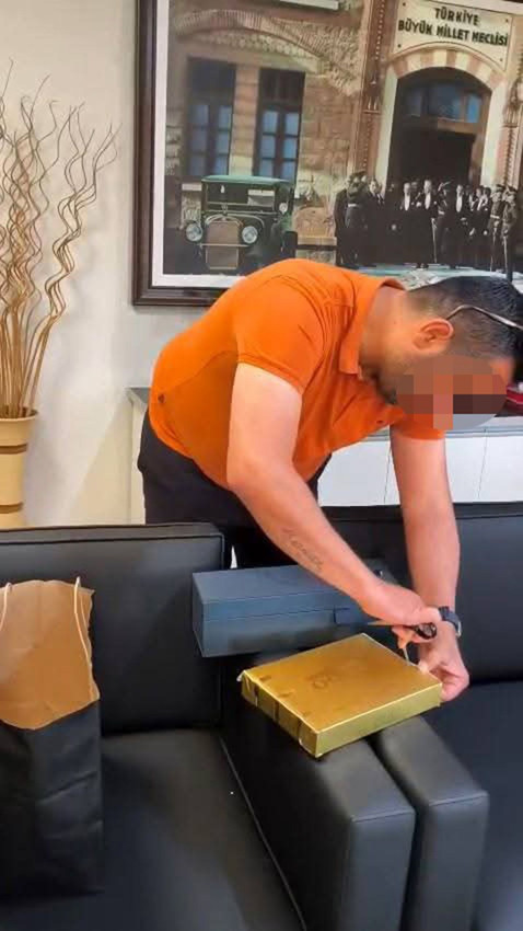 Manavgat Belediyesi'ndeki rüşvet iddiaları kamerada - Resim: 2