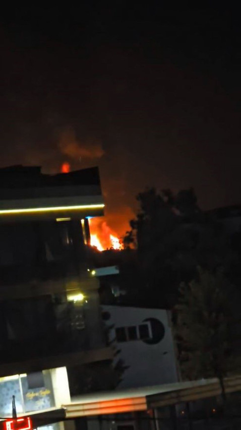 İstanbul'da fabrika yangını: Peş peşe patlamalar meydana geldi! - Resim: 3