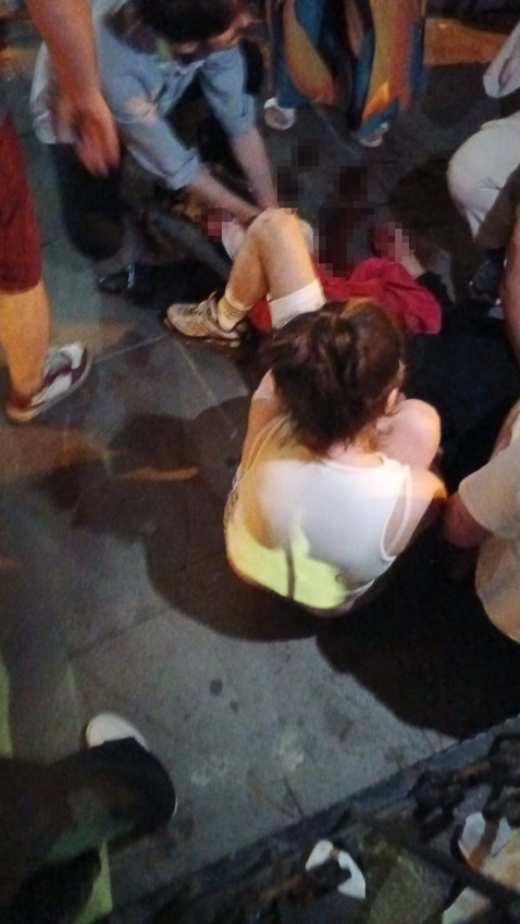 İstanbul'un göbeğinde kız arkadaşıyla yürüyen gence silahlı saldırı - Resim: 2