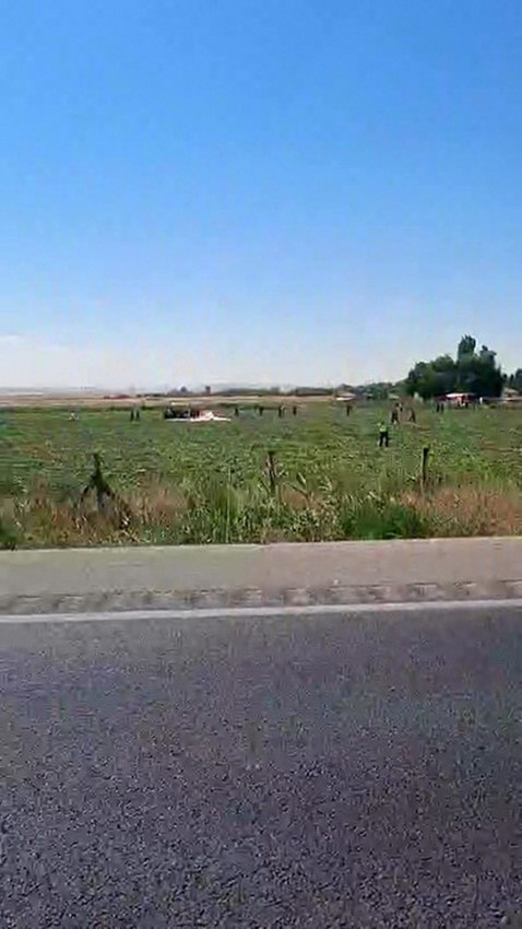 Ankara'da korku dolu anlar! Helikopter tarlaya düştü: 2 yaralı var - Resim: 3