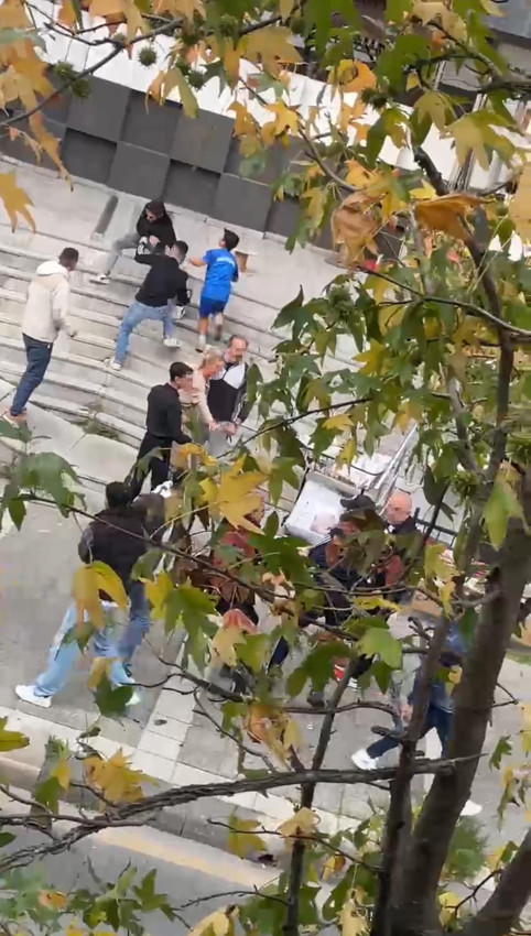 İstanbul'da 15 yaşındaki kıza taciz iddiasında kan aktı: Dehşet anları kamerada! - Resim: 1