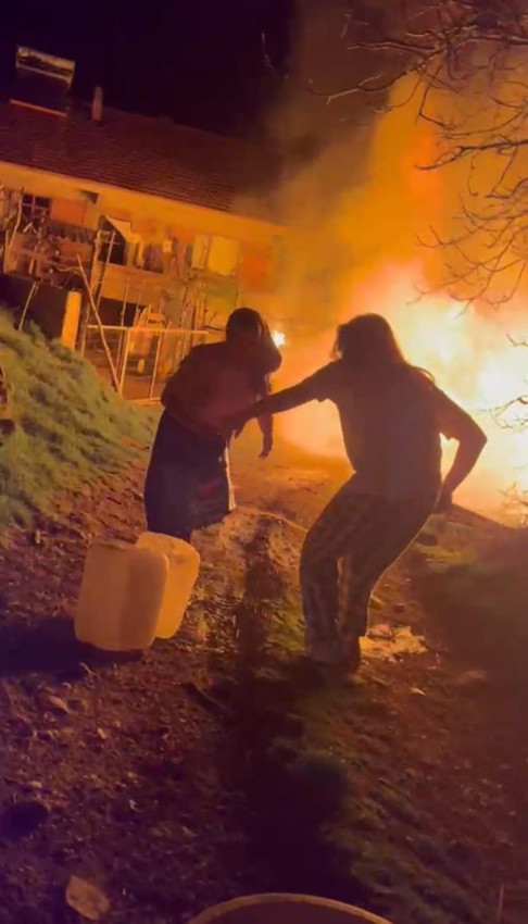 Bolu'da kahreden yangın: Mutfak tüpü bomba gibi patladı - Resim: 1