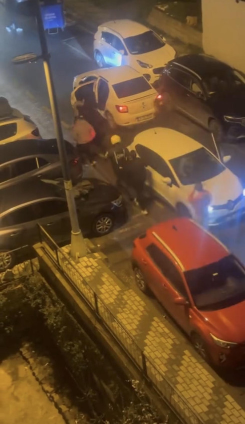 İstanbul'da sürücülerin ters yön kavgası meydan savaşına dönüştü - Resim: 4