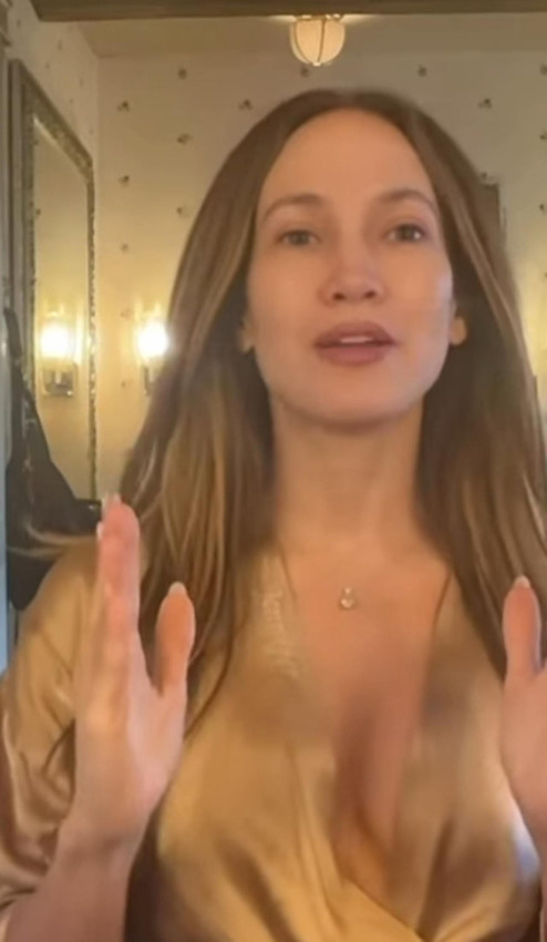Makyajsız kamera karşısına geçen Jennifer Lopez olay oldu - Resim: 3