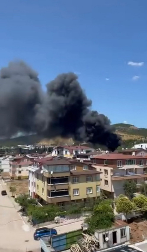 Kocaeli'de yangın faciası: Bir işçi hayatını kaybetti - Resim: 4