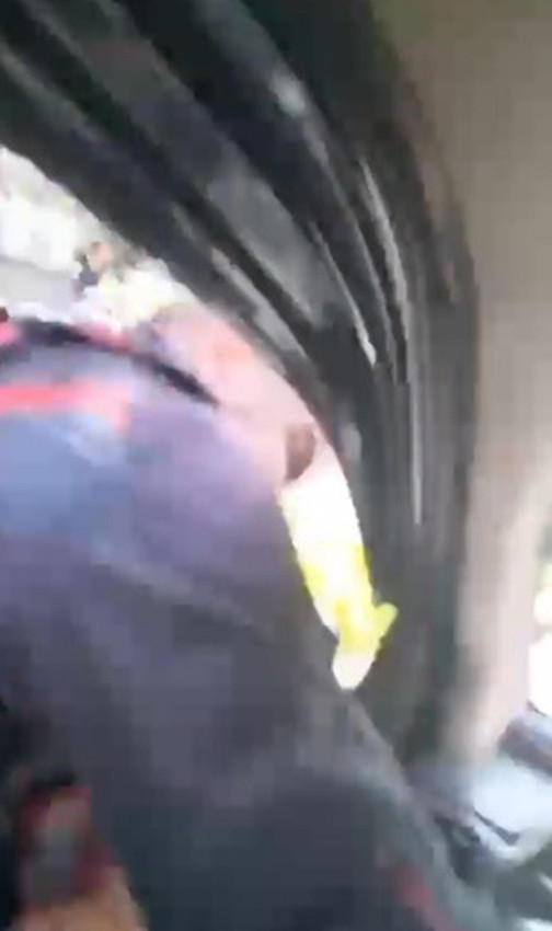 Kadın sürücüye aile boyu dayağa, öfkeli sevgiliinin intikamı aynı şiddette oldu - Resim: 1