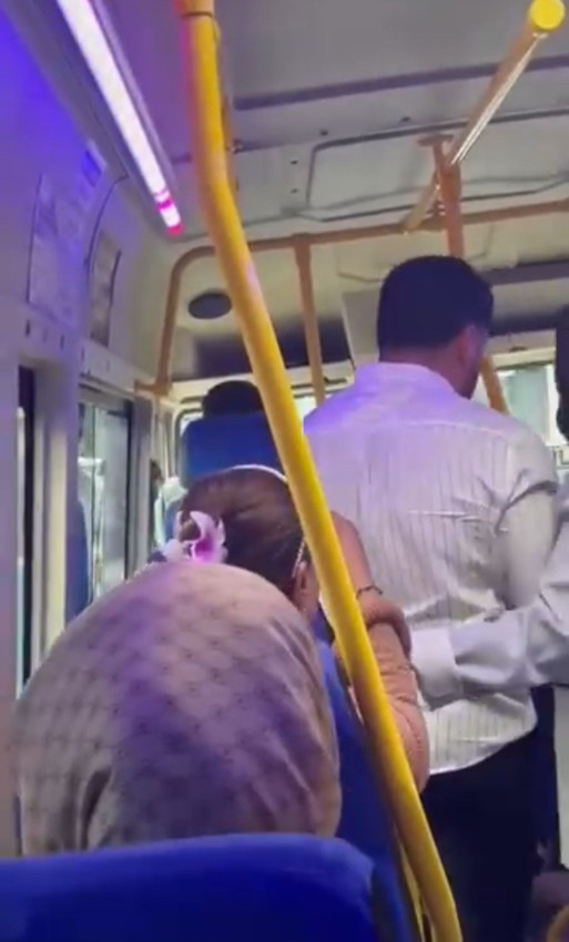 Minibüsün şoförü trafikte dehşet saçtı, yolcular neye uğradığını şaşırdı - Resim: 2