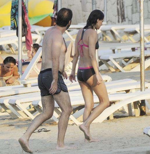 Nehir Erdoğan ve Ahmet Sesigürgil tatilde - Resim: 9