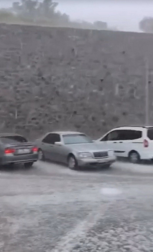 Asrın felaketiyle yıkılan Hatay ve Osmaniye'yi sel vurdu! Yollar çöktü, araçlar sulara gömüldü! - Resim: 2