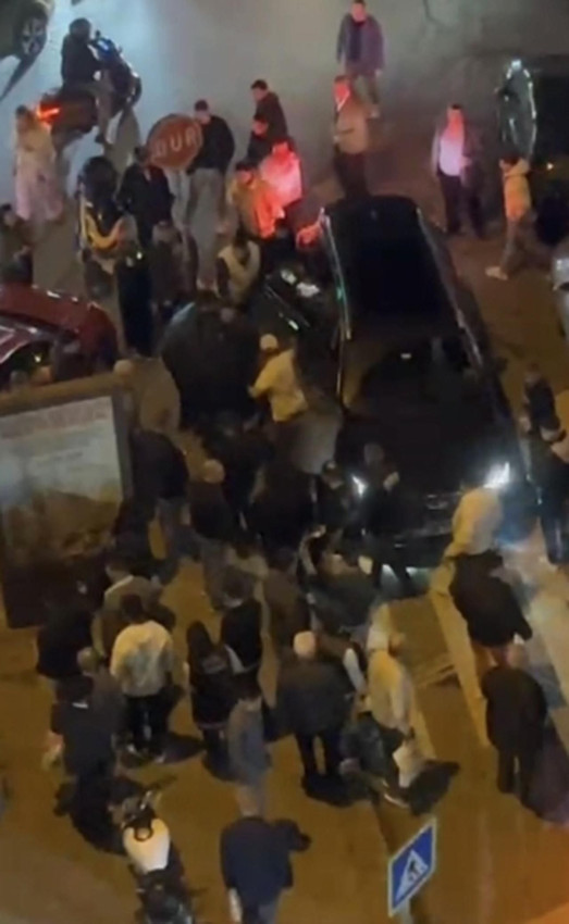 İstanbul'da sokak ortasında silahlı saldırı - Resim: 3