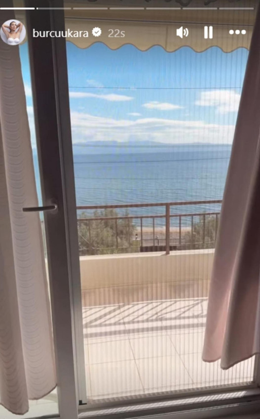 Ünlü oyuncu ''fay hattı üzerinde'' dediği yazlık evini terk etti - Resim: 2