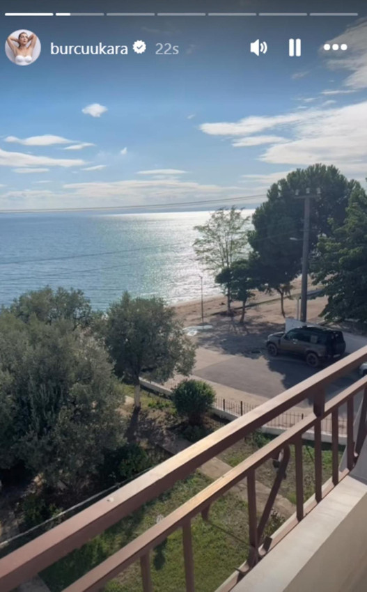 Ünlü oyuncu ''fay hattı üzerinde'' dediği yazlık evini terk etti - Resim: 3