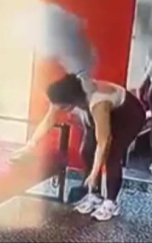 Çantadaki powerbank patladı; bir anda alevler içinde kaldı! - Resim: 3