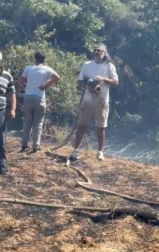 Kurtlar Vadisi'nin ünlü oyuncusu Kenan Çoban yangına müdahale etti - Resim: 3