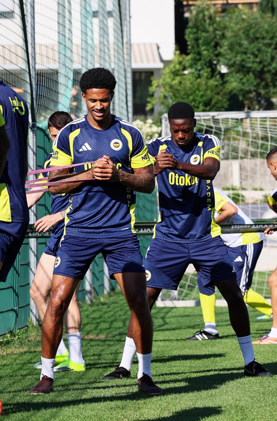 Fenerbahçe'den transfer operasyonu: 6 isim satış listesinde! - Resim: 3