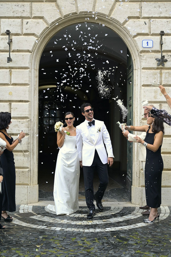 Pınar Deniz ve Kaan Yıldırım çifti bebeklerini kucaklarına aldı - Resim: 4