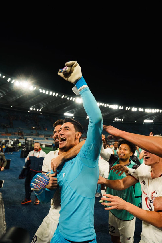 Avrupa Ligi'nde Berke Özer rüzgarı! 3 penaltı kurtararak inanılmazı başardı - Resim: 1