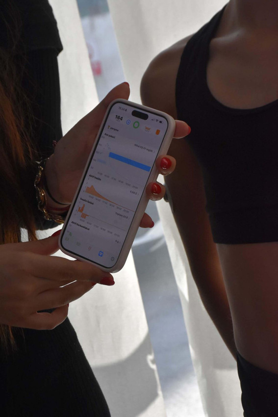 12 yaşındaki minik Sahra, 4 yıldır savaştığı sağlık sorununa rağmen Avrupa'nın zirvesine yürüyor! - Resim: 4