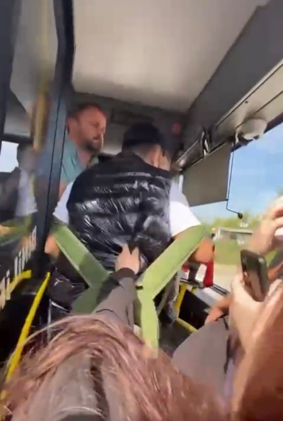 Bu seferki maganda liseli bir çocuk çıktı - Resim: 3