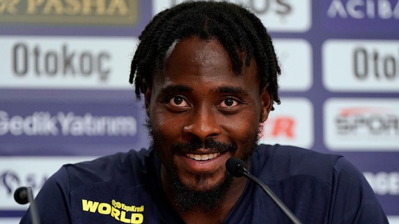 Adı Galatasaray ile anılıyordu: Osayi-Samuel'in yeni adresi belli oldu