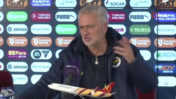 Jose Mourinho oyuncusu Maximin'in paylaşımına çok sert bir cevap verdi