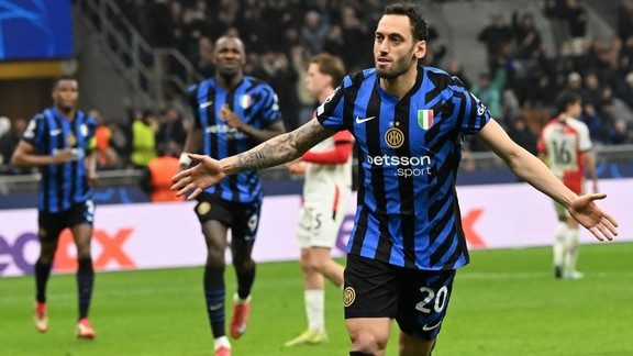 Şampiyonlar Ligi'nde Inter'i Hakan Çalhanoğlu kurtardı... İşte çeyrek finale yükselen takımlar