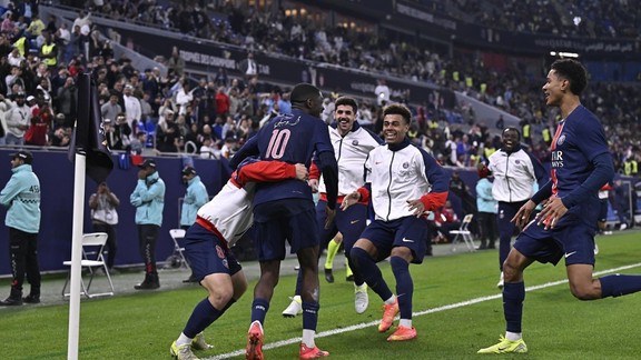 Futbolda 100 milyon Euro'luk transfer bombası patlıyor!