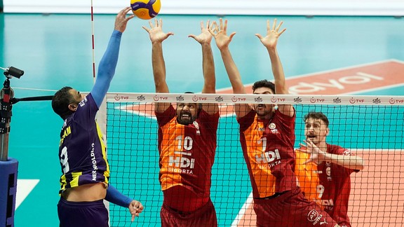 Filedeki Galatasaray, Fenerbahçe derbisinde gülen taraf Galatasaray oldu