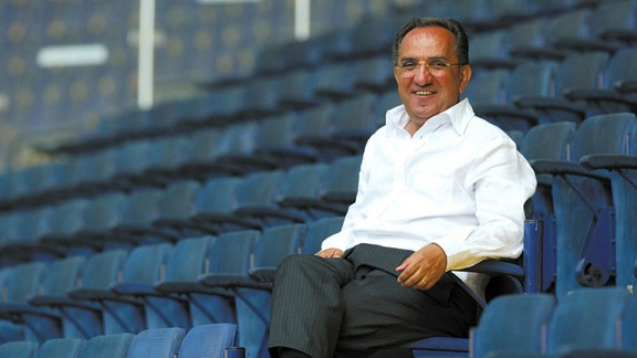 Fenerbahçe'de Aziz Yıldırım cephesinden Ali Koç'a olay tepki