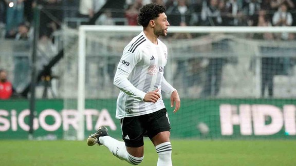 Beşiktaş'ta ayrılık kapıda! Eşyalarını topladı