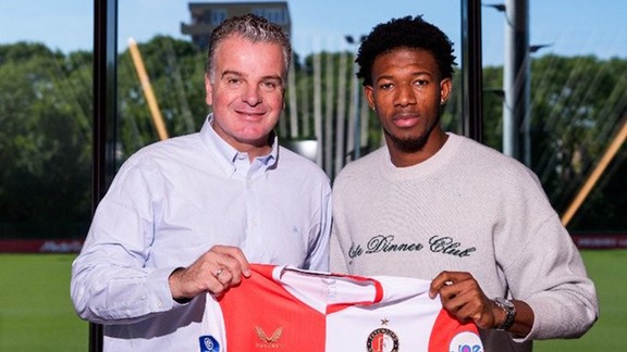 Üniversite okumak için Türkiye'ye gelip, 1. Lige transfer olmuştu... Feyenoord transfer etti!