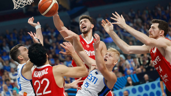 12 Dev Adam, Avrupa Şampiyonası'nda 4'te 4 yaptı