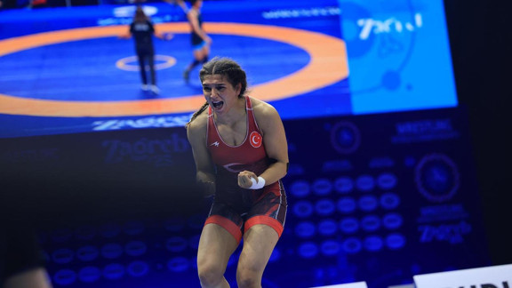 Milli güreşçi Nesrin Baş, finale yükseldi!