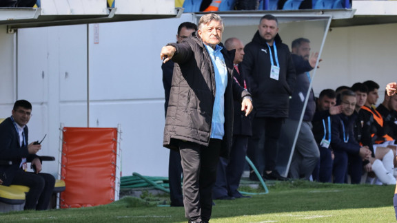 Yılmaz Vural yeşil sahalara geri döndü... İşte yeni takımı