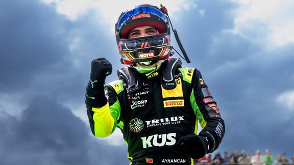 Pistte tarihi başarı: Ayhancan Güven’den tarihi şampiyonluk