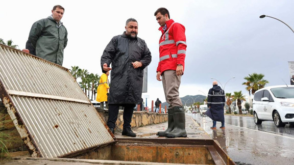 Bodrum’da Metrekareye 45 Kilogram Yağış Düştü; Başkan Mandalinci Çalışmaları Yerinde İnceledi