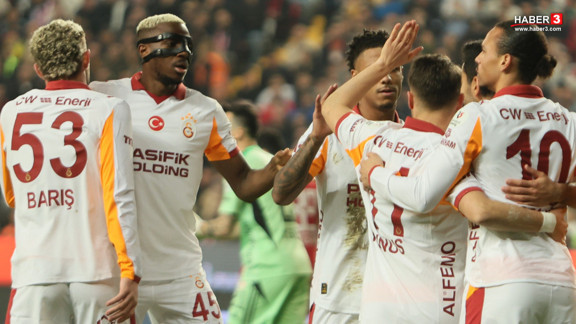 Galatasaray Antalyaspor'u devirip ligde deplasmanda 2 maç sonra kazandı!