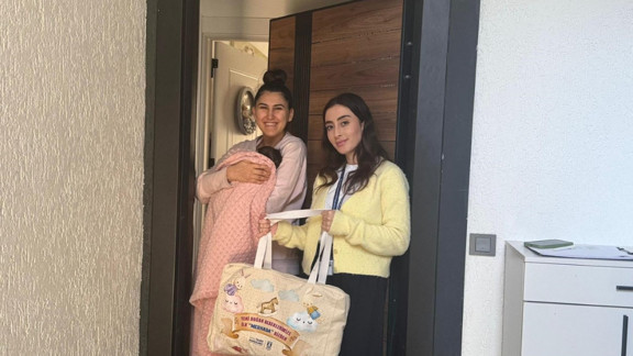 Bodrum’da 2026’nın ilk bebeği Eylül’e anlamlı ziyaret