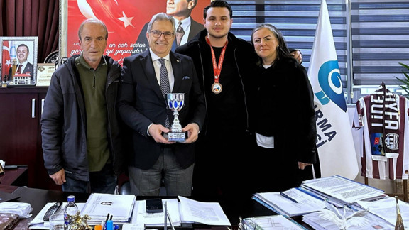 Bandırma Belediye Başkanı Dursun Mirza Türkiye 3'üncüsü Ant İşen'i ağırladı