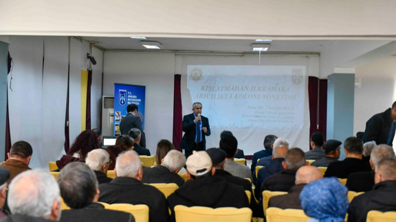 ABB'den Kışlatmadan İlkbahara Arıcılıkta Koloni Yönetimi eğitimi