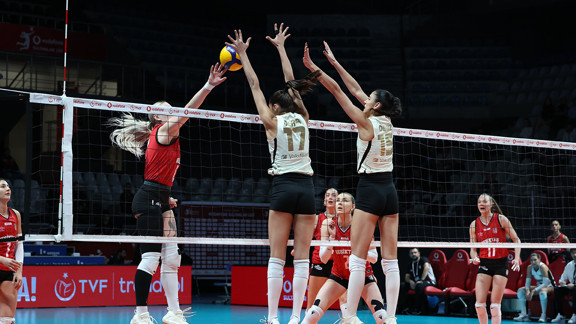 Vakıfbank'ın sultanları, Beşiktaş'ın sultanlarını yıktı