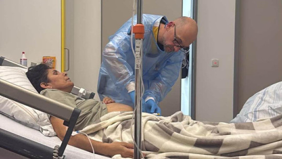 Lösemi tedavisi gören arabeskin efsane ismi kanseri yendi!