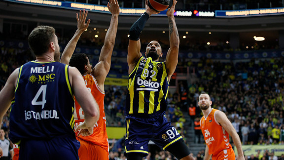 Fenerbahçe Beko, Valencia Basket'i İstanbul'da yıktı