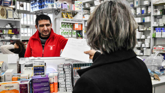 ABB'den asgari ücretli ve emeklilere 5 milyon 175 bin TL'lik sağlık desteği