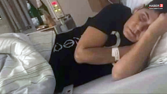 Lösemi ile savaşı süren ünlü şarkıcıdan hayranlarını ağlatan mesaj