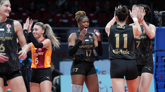 Galatasaray Daikin, Kupa Voley'de yarı final biletini kaptı