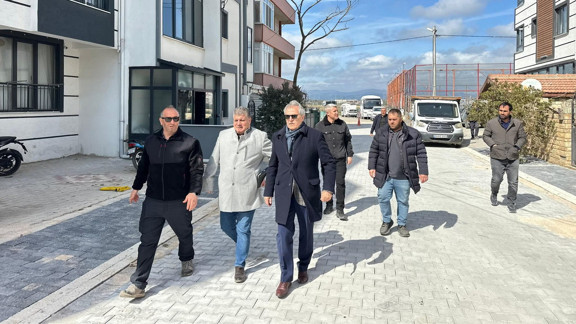 Bandırma'da yoğun mesai: Başkan Mirza çalışmaları yerinde inceledi