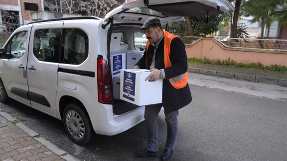Kartal’da Sosyal Dayanışma Ağı Hanelere Ulaştı: Ramazan Destekleri Tamamlandı